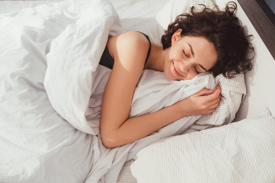 Deep Rest Blueprint: Sleep Improvement Habits for Better Health and Daily Energy